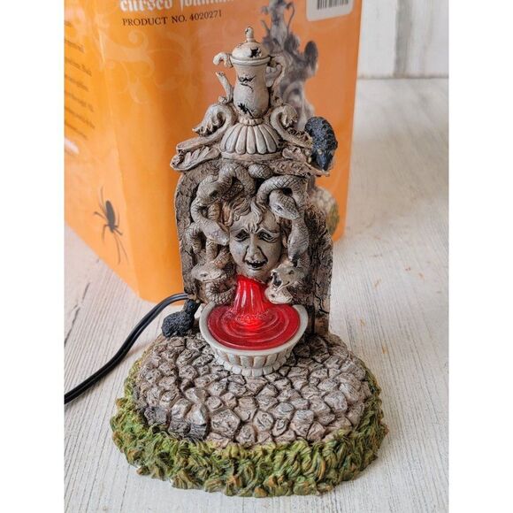 Dept 56 4020271 cursed Fountain Halloween Village accessories - Picture 4 of 9